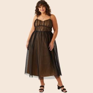 Beautiful Arula dress! Worn once for my sister’s wedding.